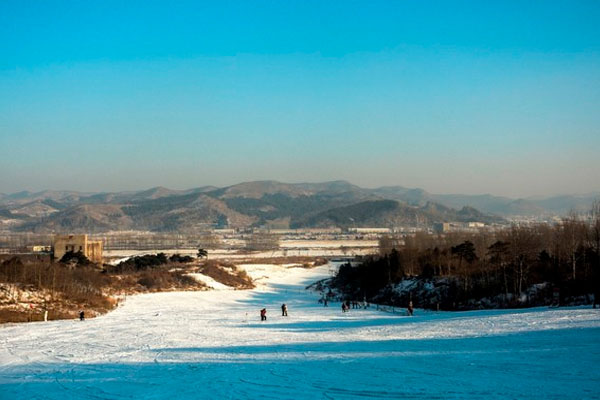 玉泉威虎山滑雪場