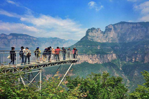 回龍天界山