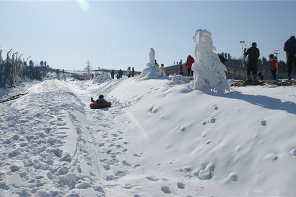 臨沂茶山滑雪場