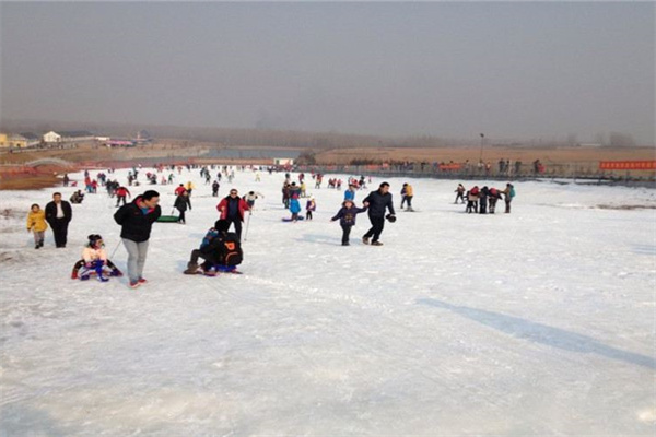 浮來青滑雪場