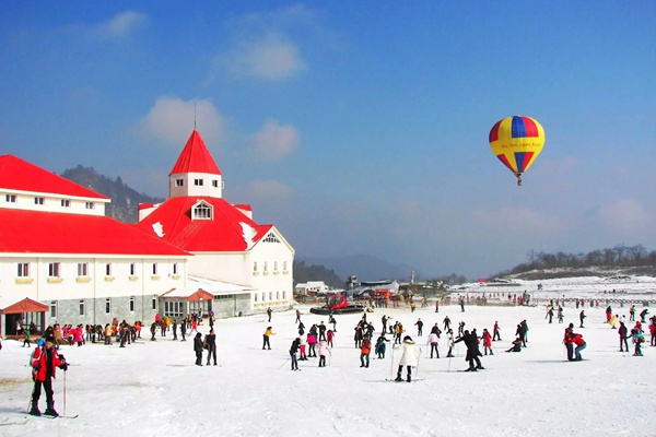 成都周邊滑雪旅游攻略 這6個地方距離近雪場還大