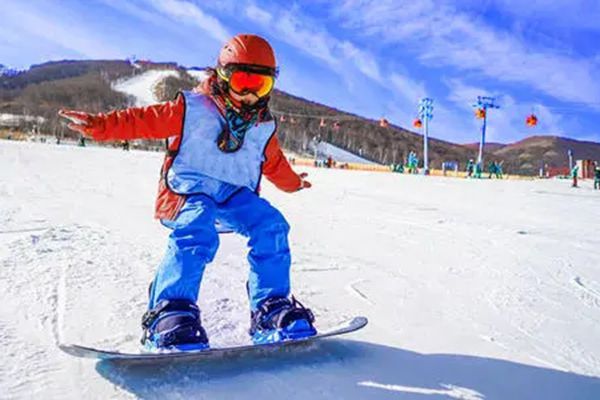 2021沈陽哪里能滑雪 沈陽最大的滑雪場(chǎng)在哪里