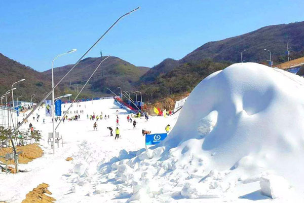 長沙滑雪場哪個最好玩 附滑雪場攻略